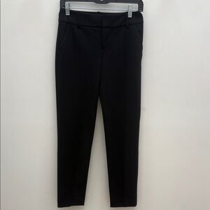 Alice + Olivia Sleek Black Ankle Pants